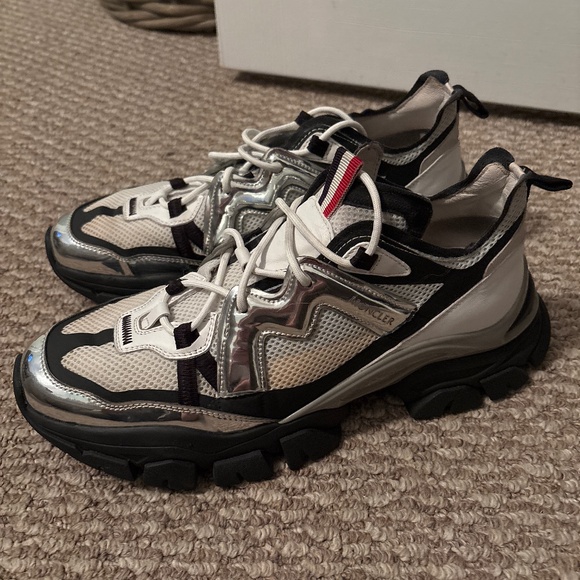 Sneakers - Picture 1 of 1